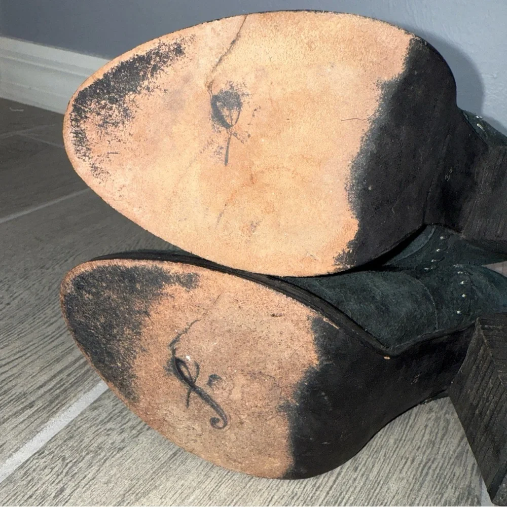 Free People Faded Black Suede Boots Distressed Leather Mid‎ Calf Heel US 8 (39)
